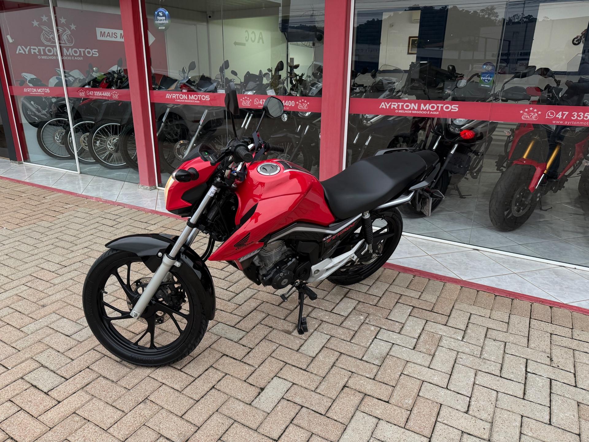 Foto numero 2 do veiculo Honda CG-160 TITAN FLEXONE/Ed.Especial 40 Anos  - Vermelha - 2021/2021