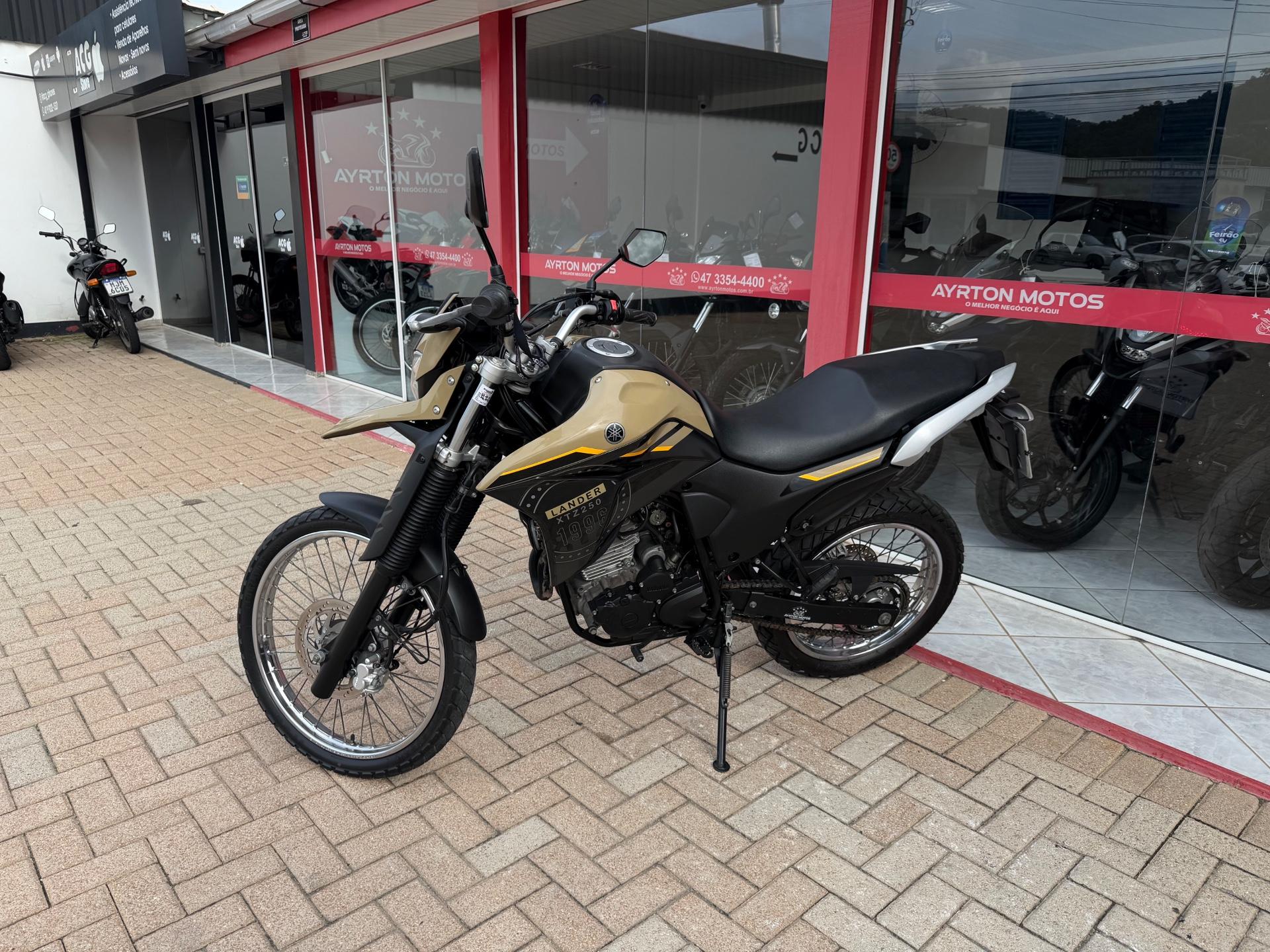 Foto numero 2 do veiculo Yamaha XTZ 250 LANDER 249cc/LANDER BLUEFLEX/ABS  - Bege - 2024/2024