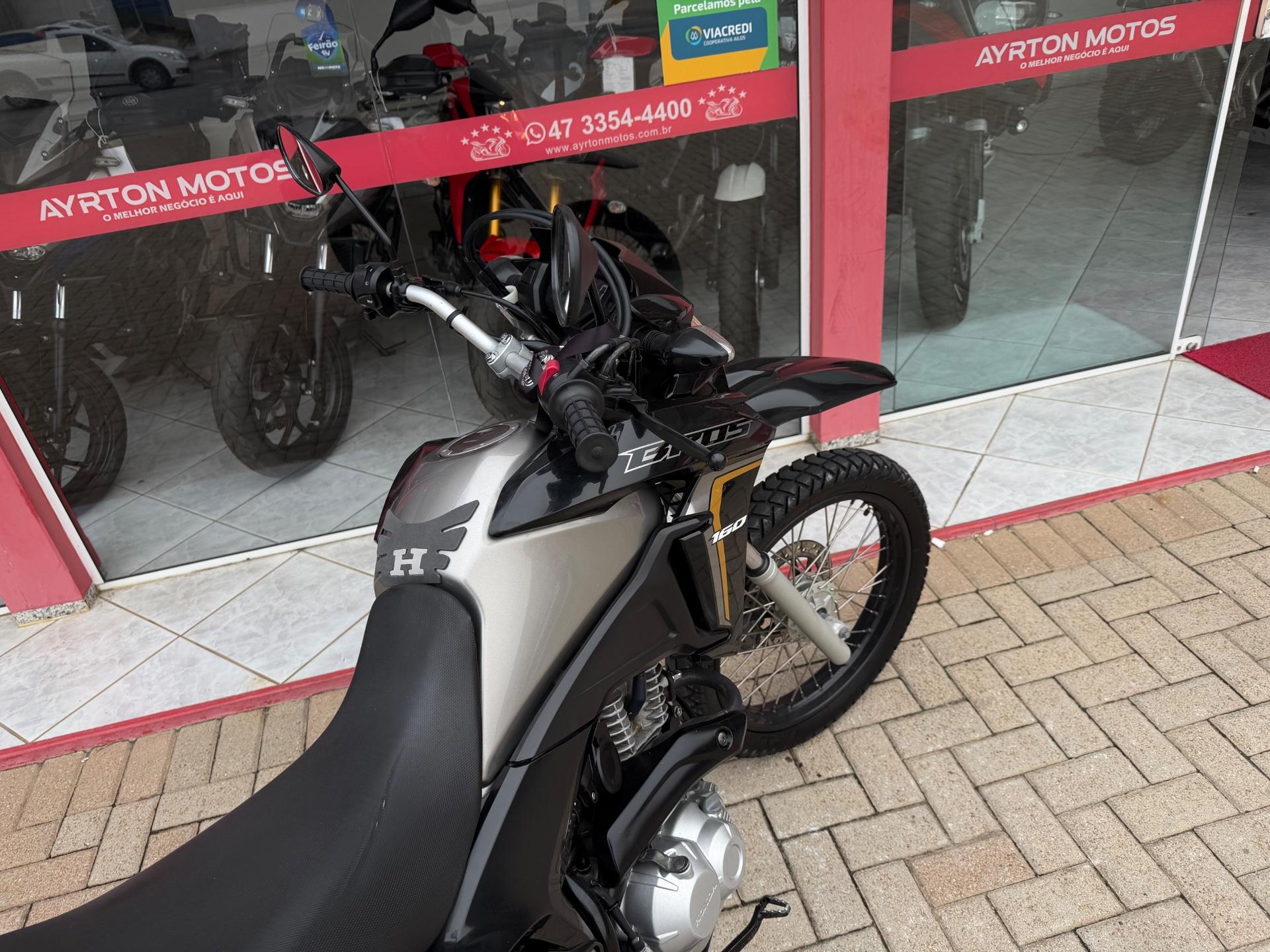 Foto numero 4 do veiculo Honda NXR Bros NXR 160 BROS ESDD FLEXONE  - Preta - 2022/2023