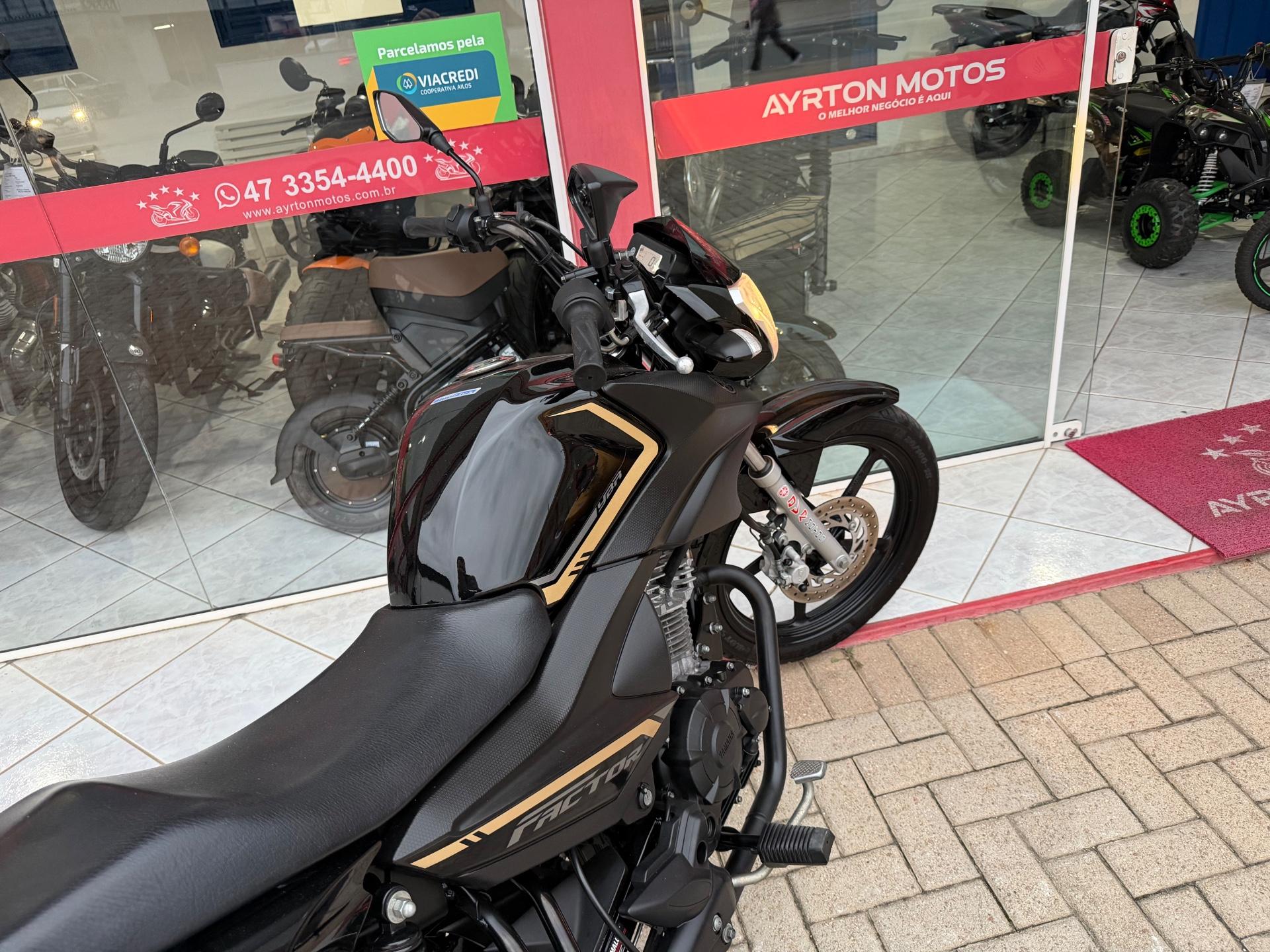 Foto numero 4 do veiculo Yamaha YBR 150 FACTOR ED/FLEX  - Preta - 2023/2024