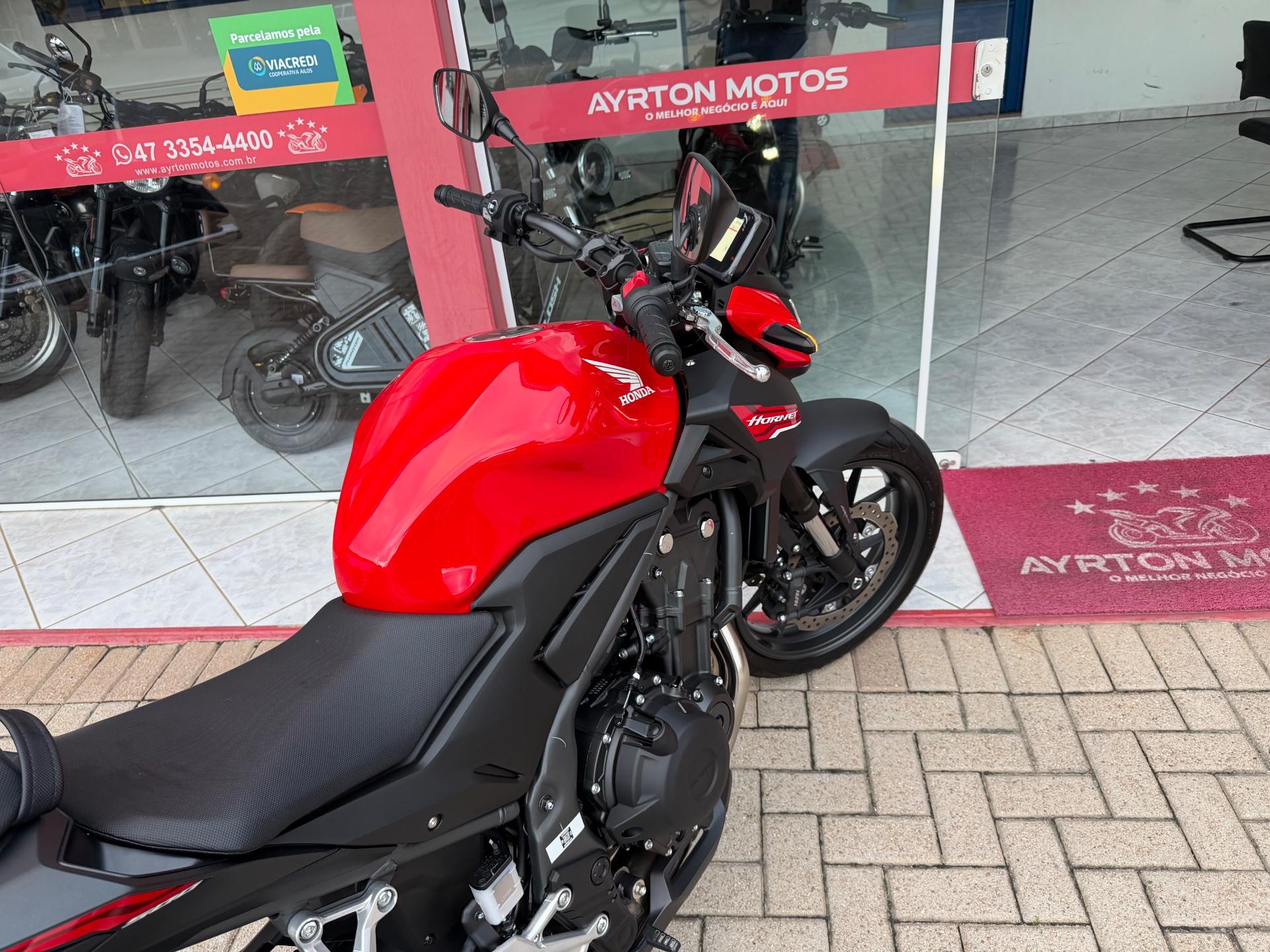 Foto numero 4 do veiculo Honda CB 500 HORNET - Vermelha - 2026/2026