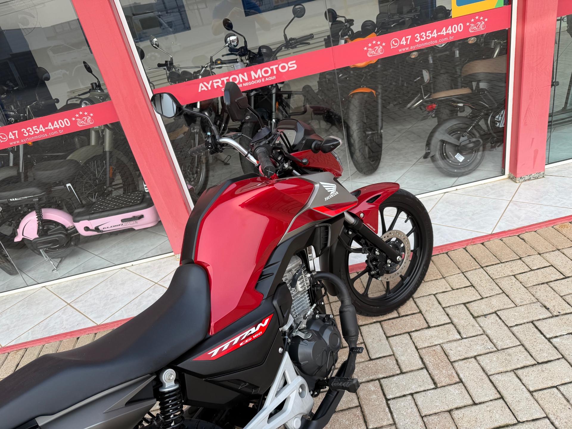 Foto numero 4 do veiculo Honda CG-160 TITAN FLEXONE/Ed.Especial 40 Anos - Vermelha - 2025/2025