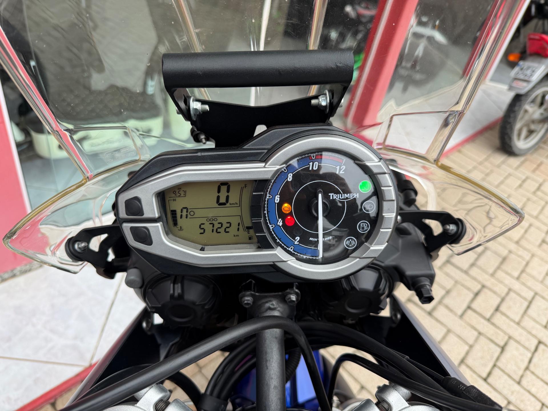 Foto numero 6 do veiculo Triumph Tiger 800  - Azul - 2014/2015