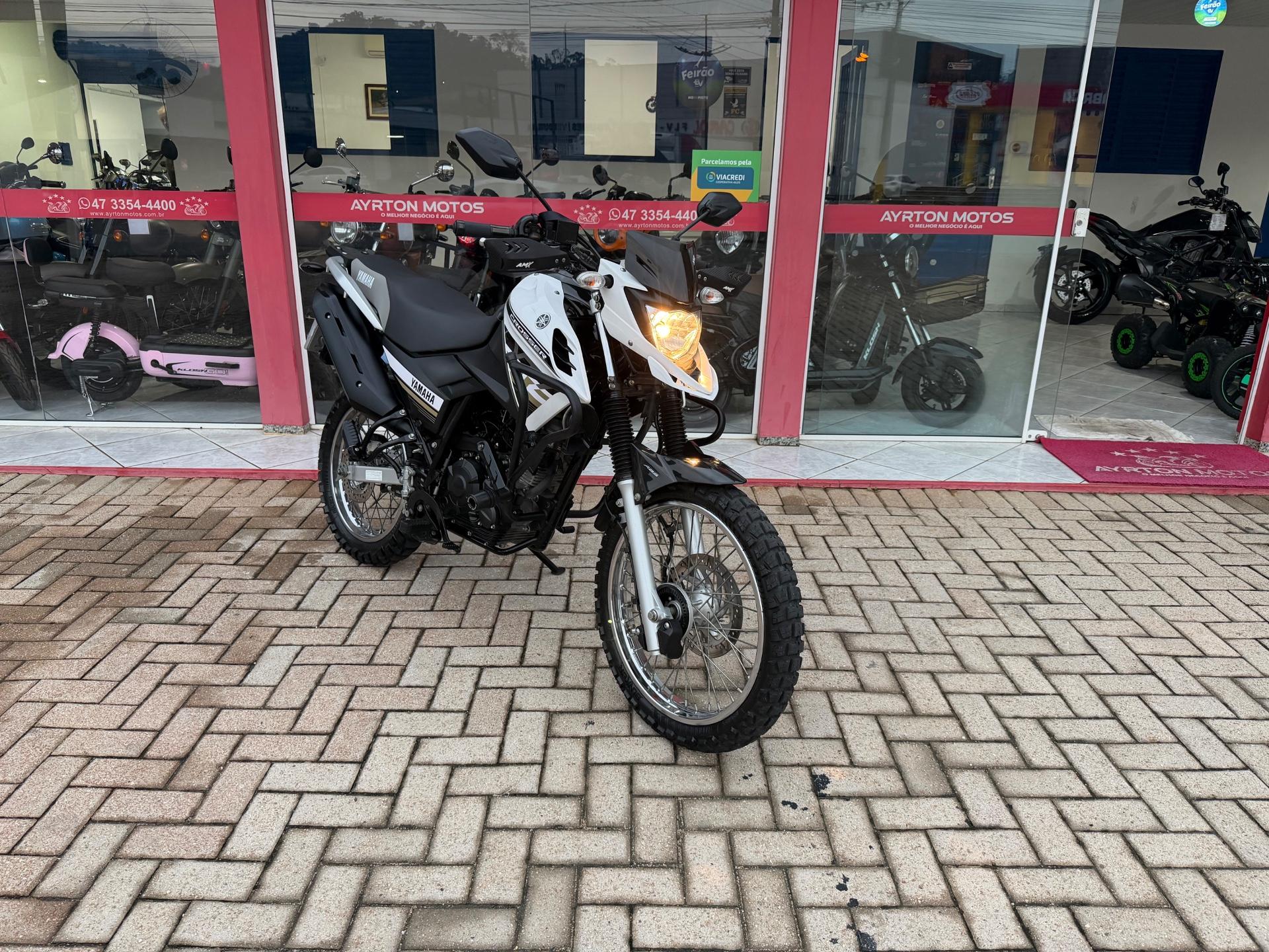 Foto numero 1 do veiculo Yamaha XTZ 150 CROSSER S - Branca - 2022/2022