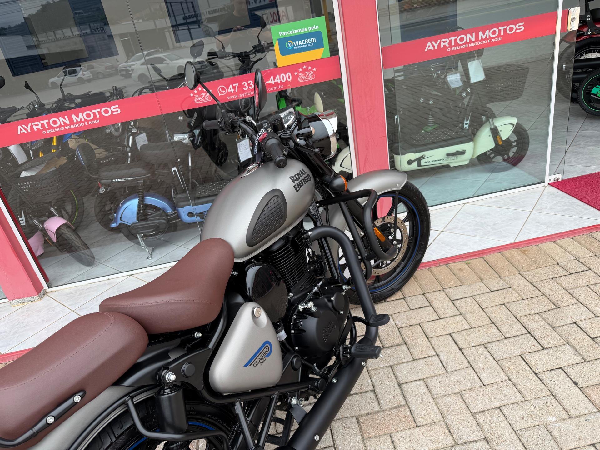 Foto numero 4 do veiculo Royal Enfield Classic DARK - Cinza - 2024/2025