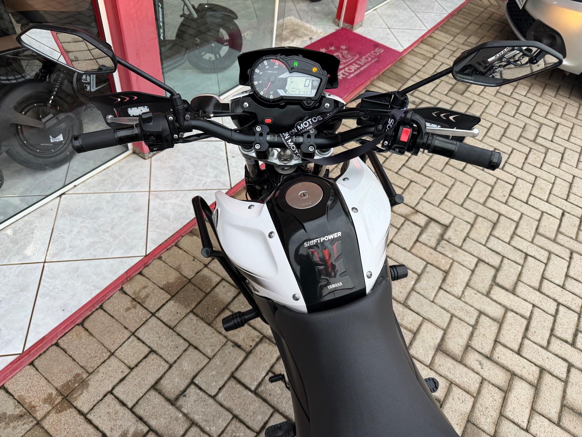 Foto numero 5 do veiculo Yamaha XTZ 150 CROSSER S - Branca - 2022/2022