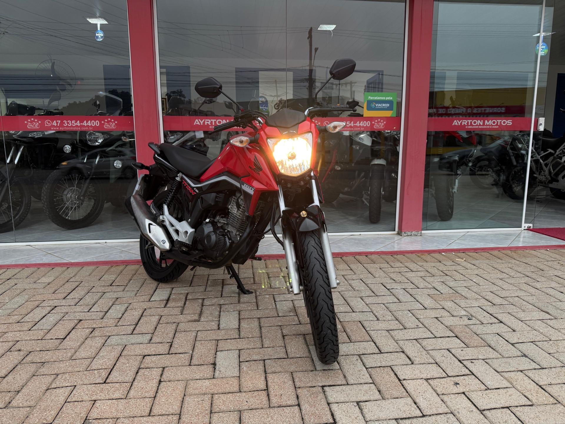 Foto numero 1 do veiculo Honda CG-160 TITAN FLEXONE/Ed.Especial 40 Anos  - Vermelha - 2021/2021