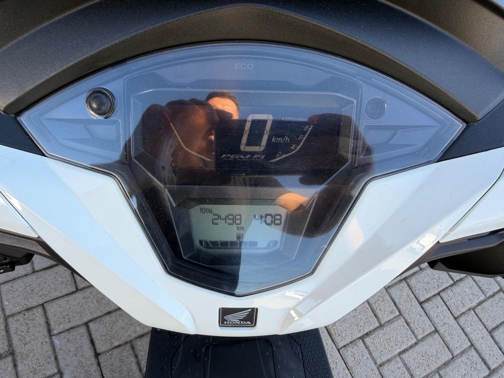 Foto numero 6 do veiculo Honda Elite 125 . - Branca - 2025/2026