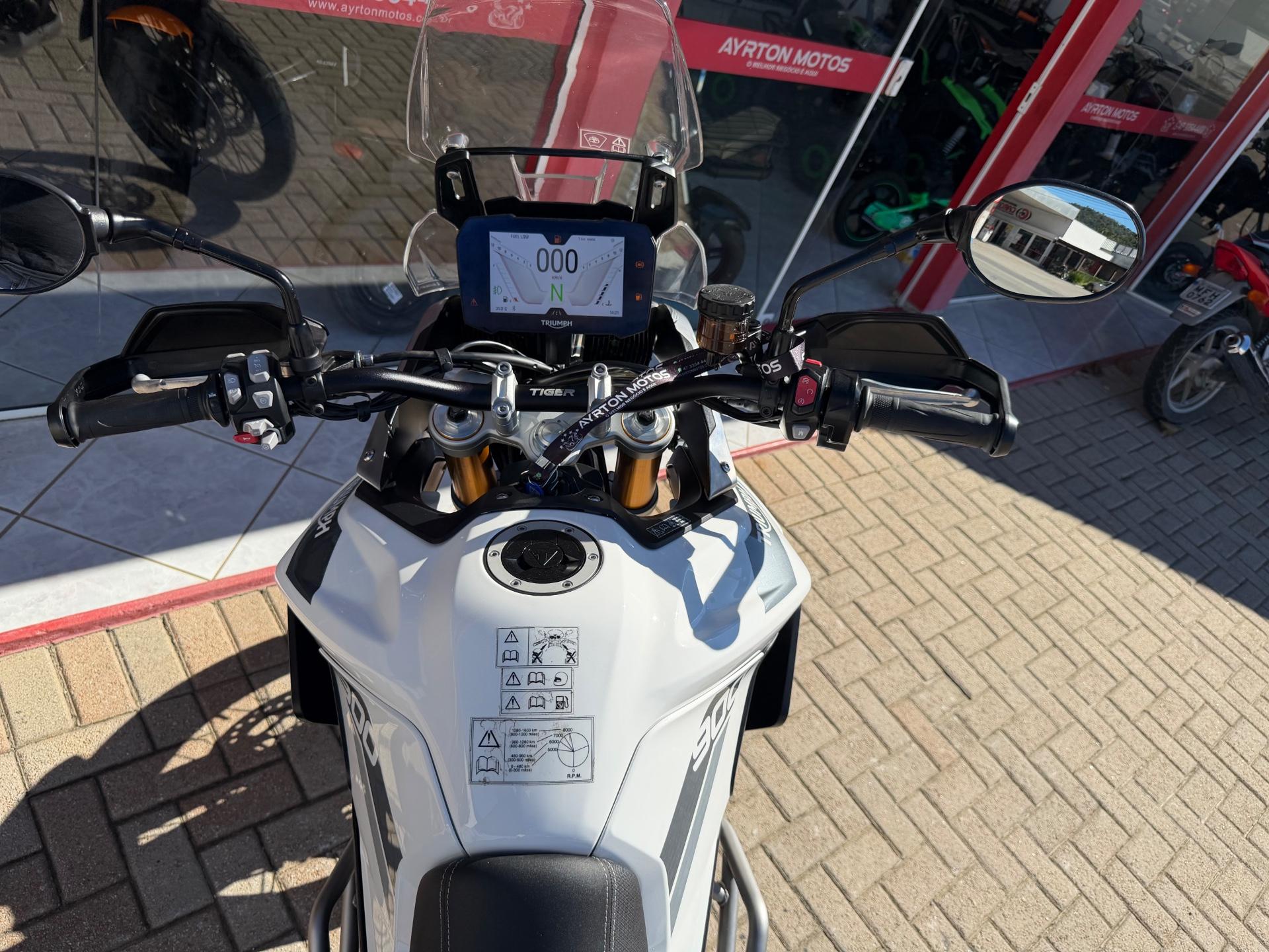 Foto numero 5 do veiculo Triumph Tiger 900 RALLY PRO  - Branca - 2020/2020