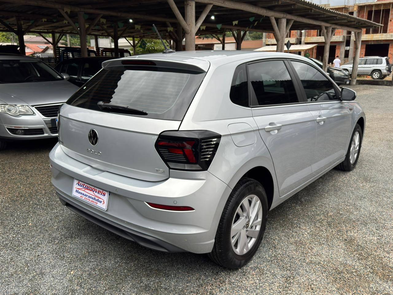 Foto numero 4 do veiculo Volkswagen Polo Comfortline TSI 1.0 Flex 12V Aut.  - Prata - 2022/2023