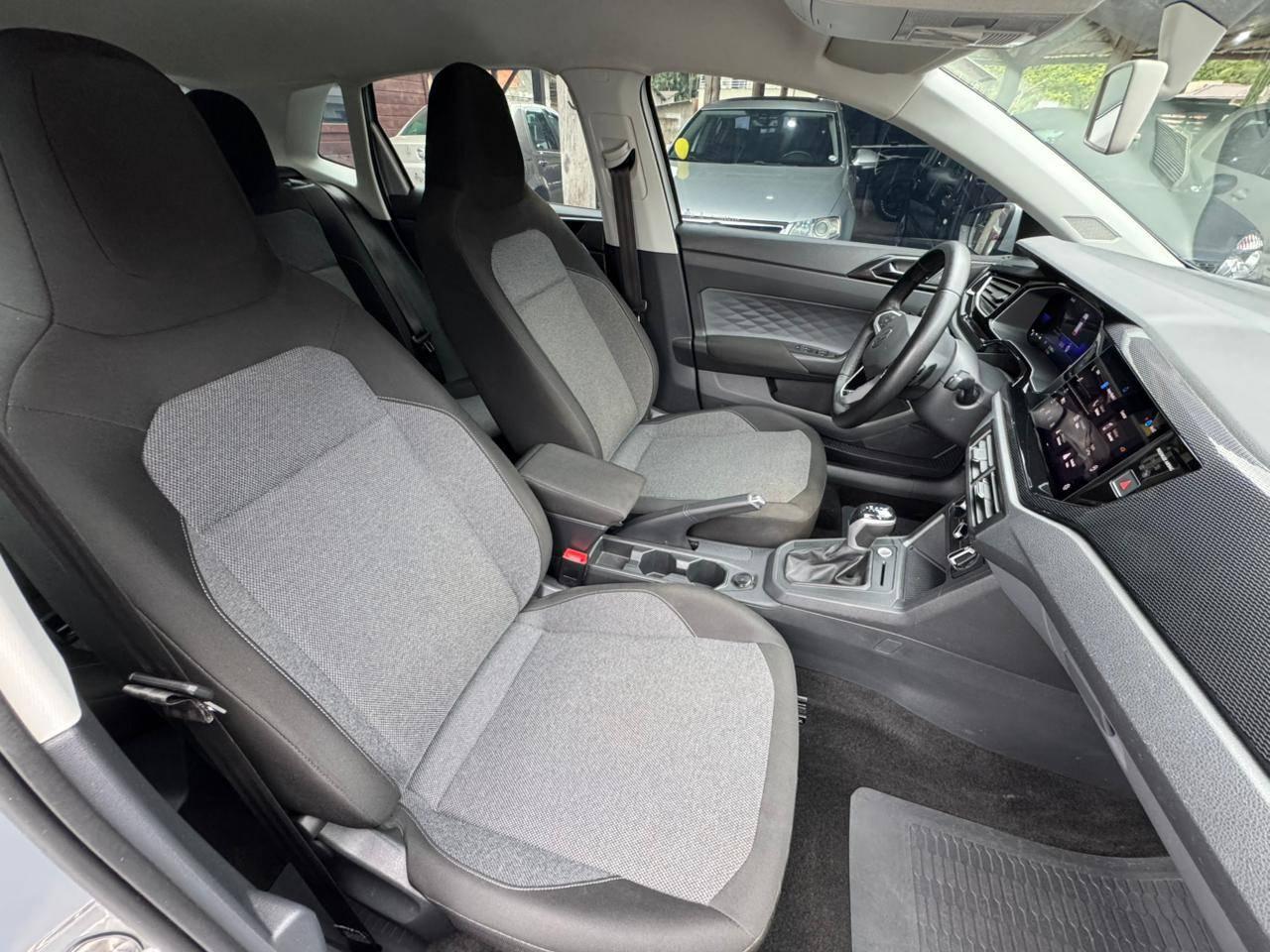 Foto numero 16 do veiculo Volkswagen Polo Comfortline TSI 1.0 Flex 12V Aut.  - Prata - 2022/2023