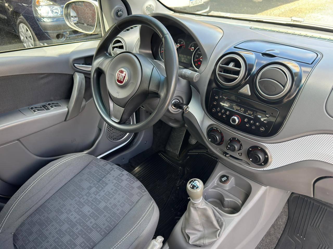 Foto numero 15 do veiculo Fiat Palio ATTRA./ITÁLIA 1.4 EVO F.Flex 8V 5p  - Branca - 2013/2014