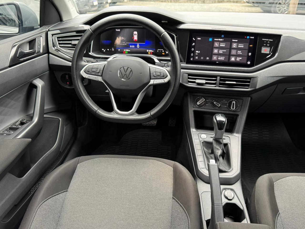 Foto numero 14 do veiculo Volkswagen Polo Comfortline TSI 1.0 Flex 12V Aut.  - Prata - 2022/2023