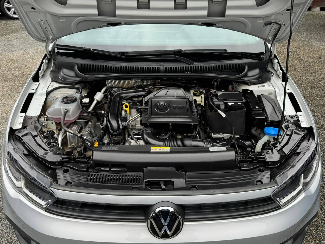 Foto numero 20 do veiculo Volkswagen Polo Comfortline TSI 1.0 Flex 12V Aut.  - Prata - 2022/2023