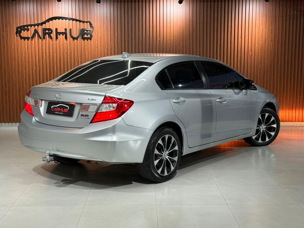 Foto numero 3 do veiculo Honda Civic LXR - Prata - 2015/2016
