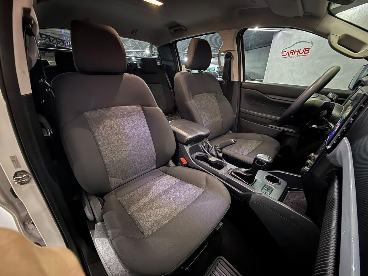 Foto numero 13 do veiculo Ford Ranger XLS 2.0 4x2 CD Diesel Aut. - Branca - 2023/2024