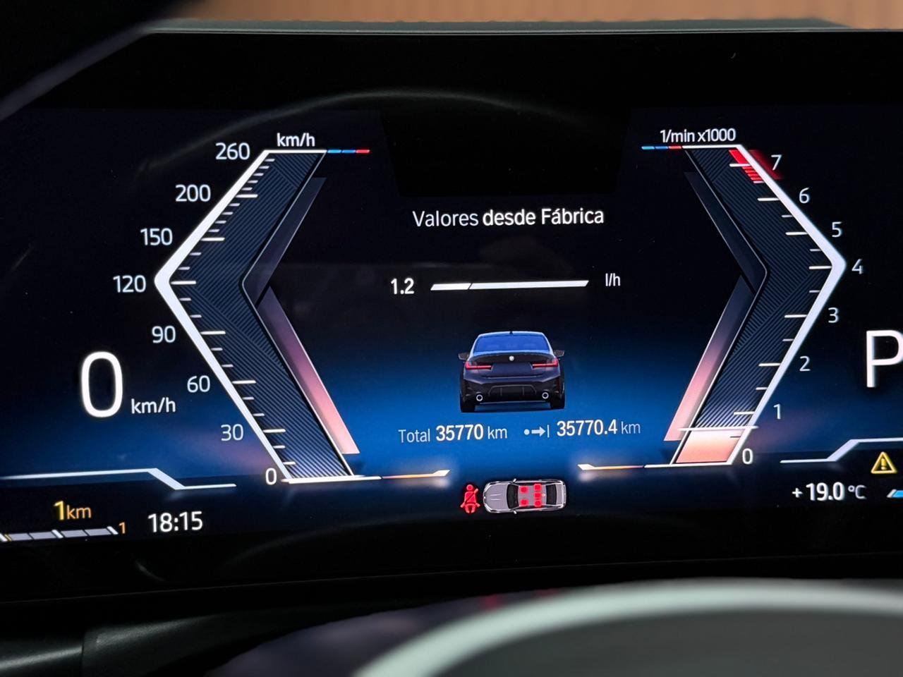 Foto numero 5 do veiculo BMW 320i M SPORT FLEX - Preta - 2024/2024