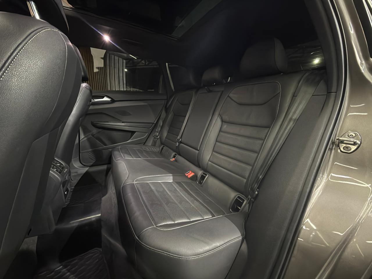 Foto numero 13 do veiculo Volkswagen Taos Highline 1.4 250 TSI Flex Aut. - Branca - 2021/2022
