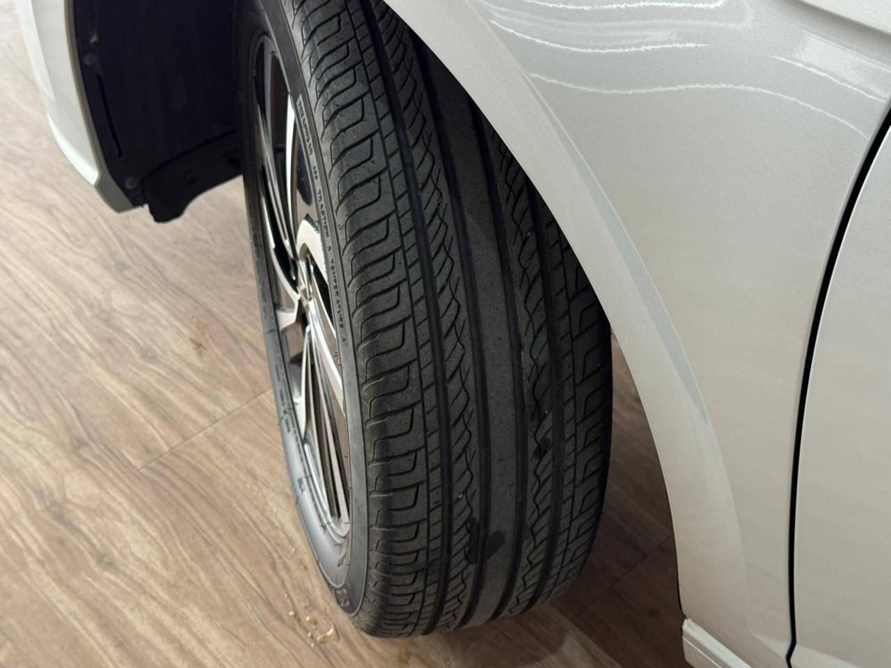 Foto numero 17 do veiculo Volkswagen Polo W/ HL AB - Prata - 2025/2026
