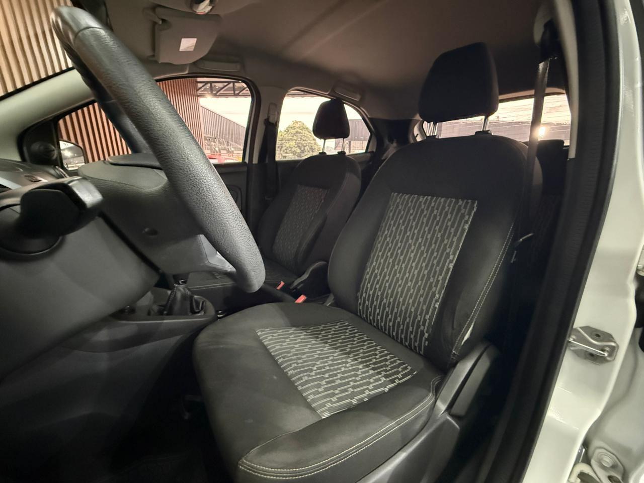 Foto numero 11 do veiculo Ford KA 1.0 SE/SE Plus TiVCT Flex 5p - Branca - 2017/2018