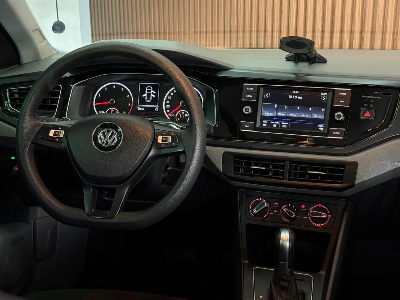 Foto numero 15 do veiculo Volkswagen Virtus W/ CL AD - Cinza - 2019/2020