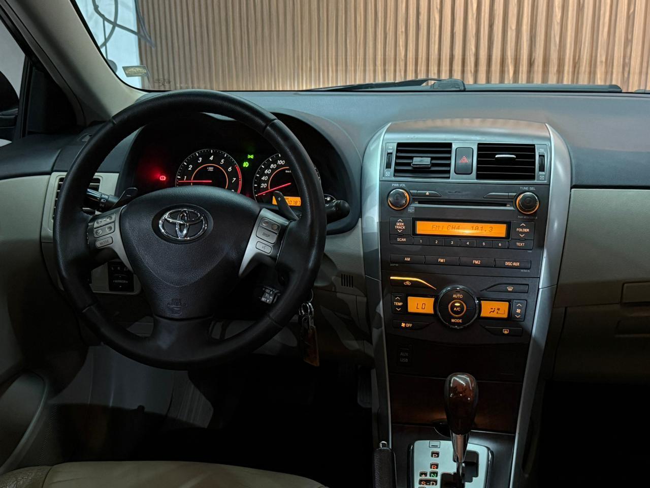 Foto numero 17 do veiculo Toyota Corolla ALTIS/A.Premiu. 2.0 Flex 16V Aut - Prata - 2011/2012