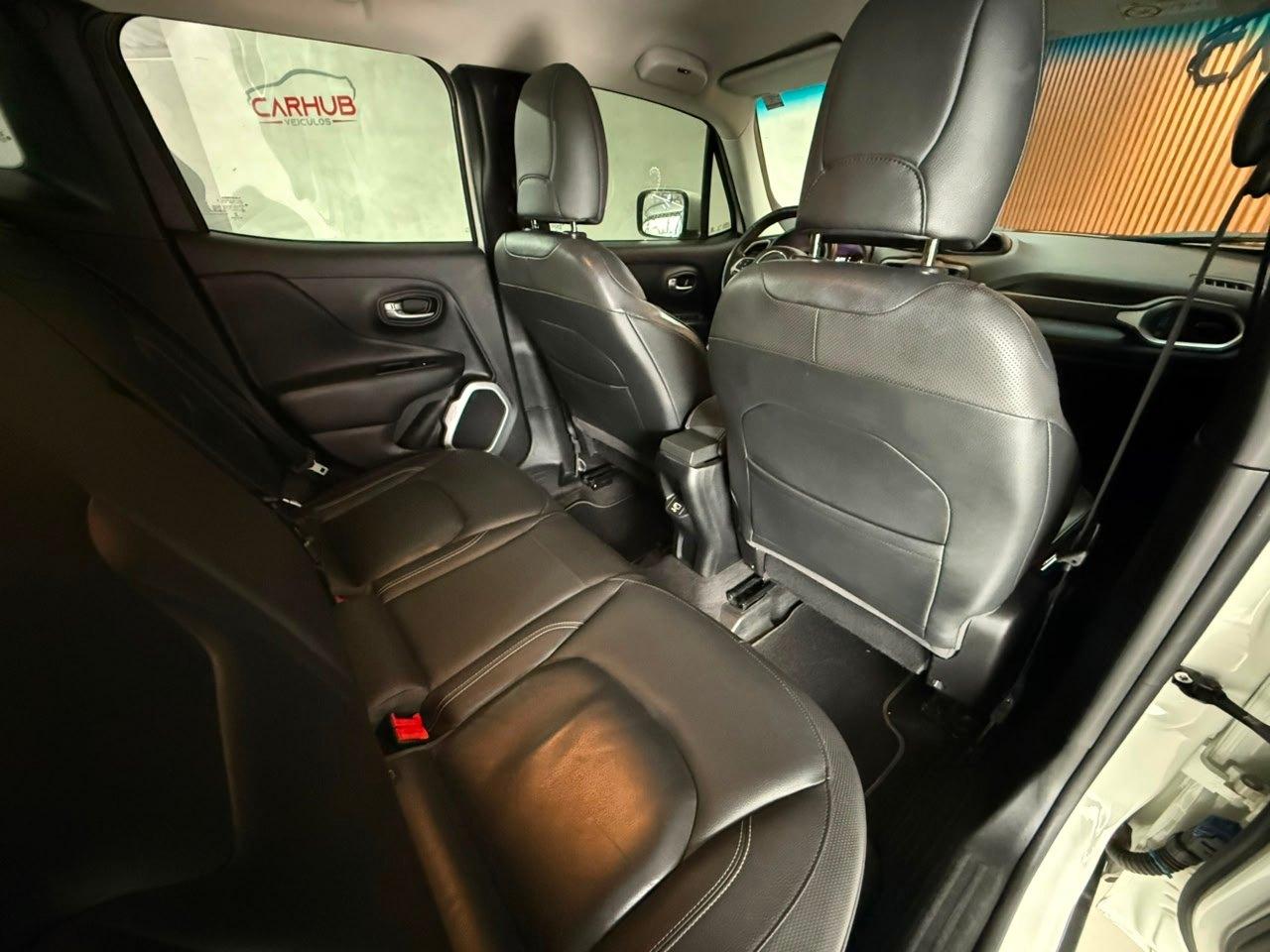 Foto numero 14 do veiculo Jeep Renegade LNGTD AT - Branca - 2019/2019