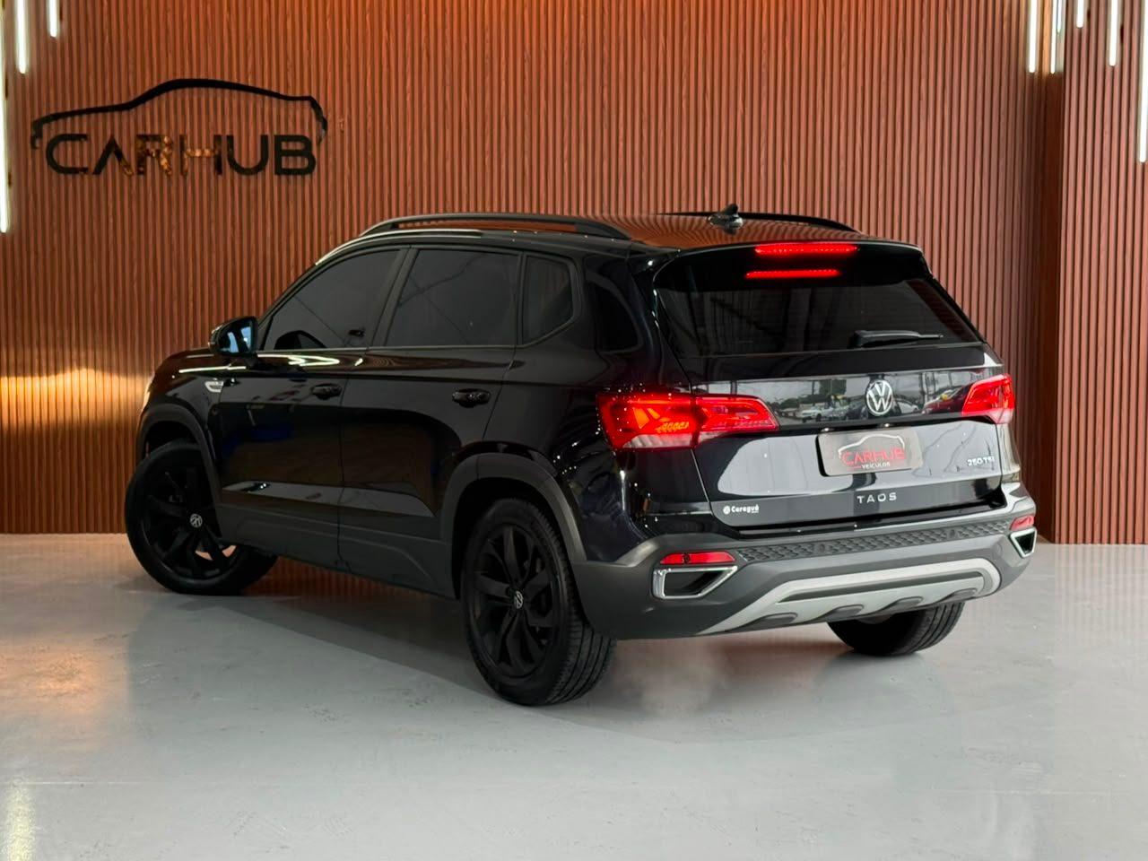 Foto numero 2 do veiculo Volkswagen Taos Comfortline 1.4 250 TSI Flex Aut.  - Preta - 2021/2022