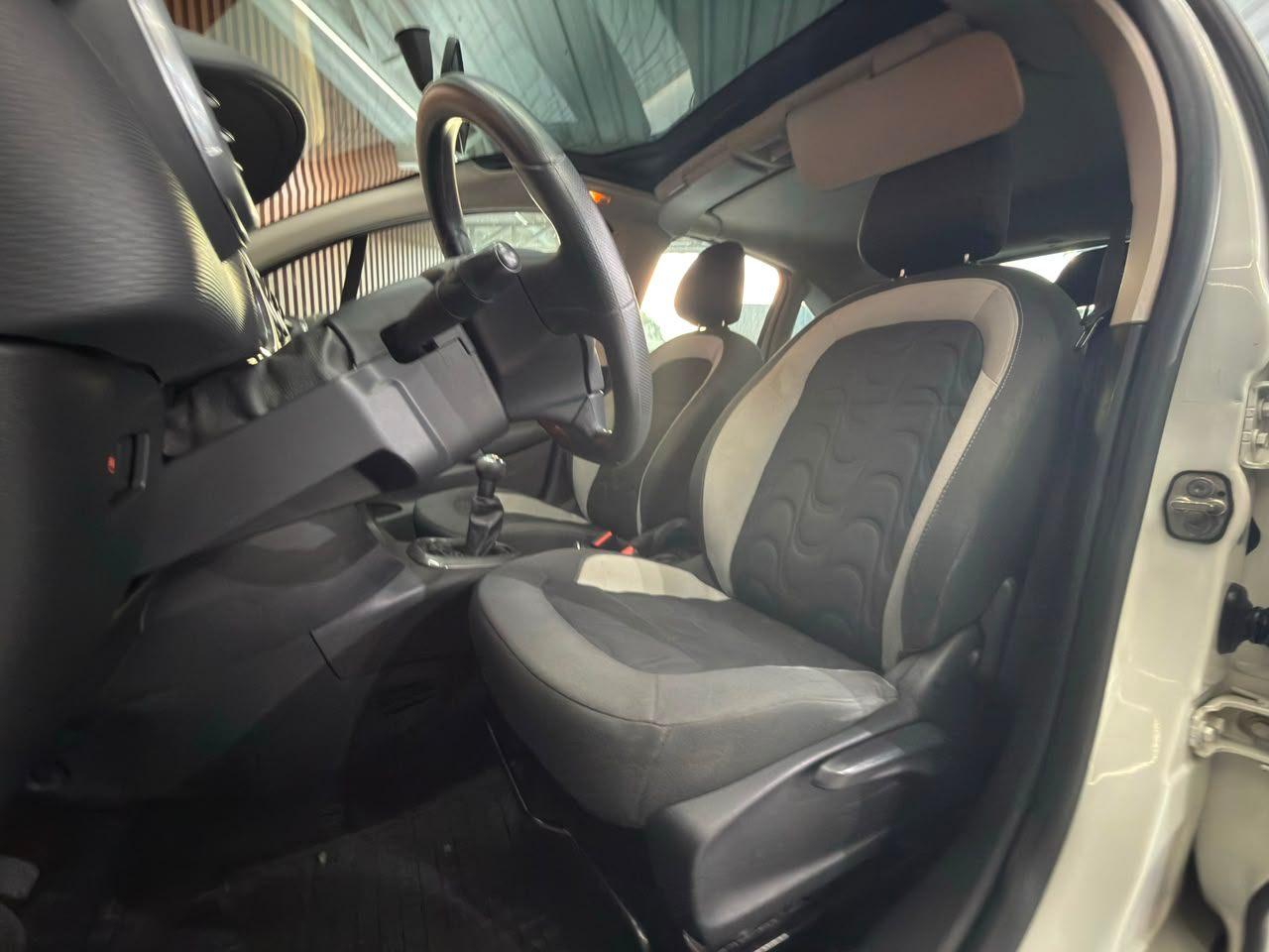 Foto numero 9 do veiculo Citroën C3 Tendance 1.5 Flex 8V 5p Mec. - Branca - 2014/2015