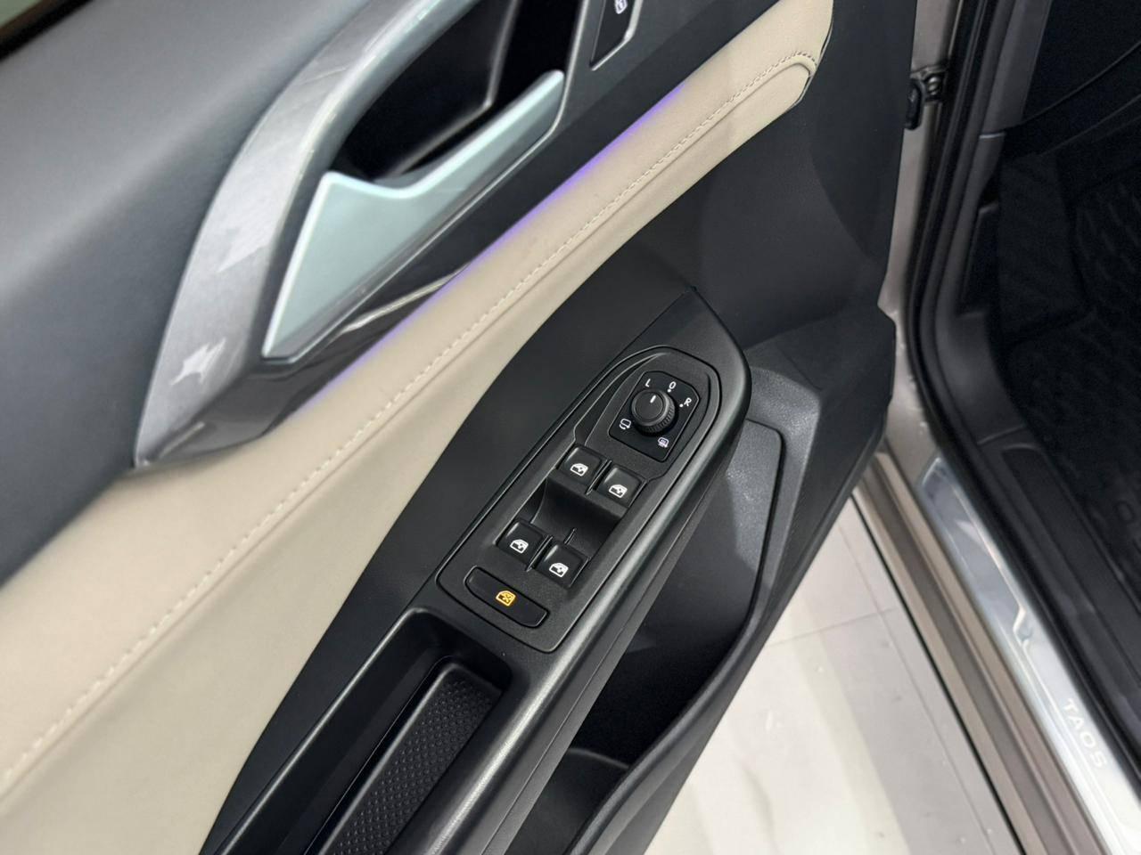 Foto numero 12 do veiculo Volkswagen Taos TAOS HL TSI - Bege - 2022/2022