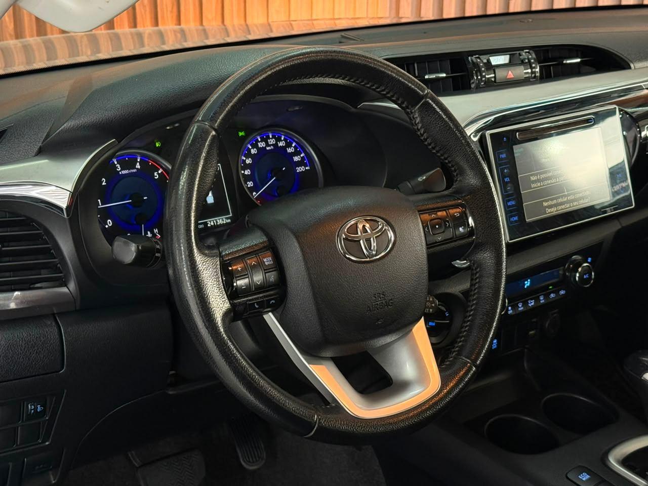Foto numero 4 do veiculo Toyota Hilux CD SRV 4x4 2.8 TDI Diesel Aut.  - Prata - 2019/2019