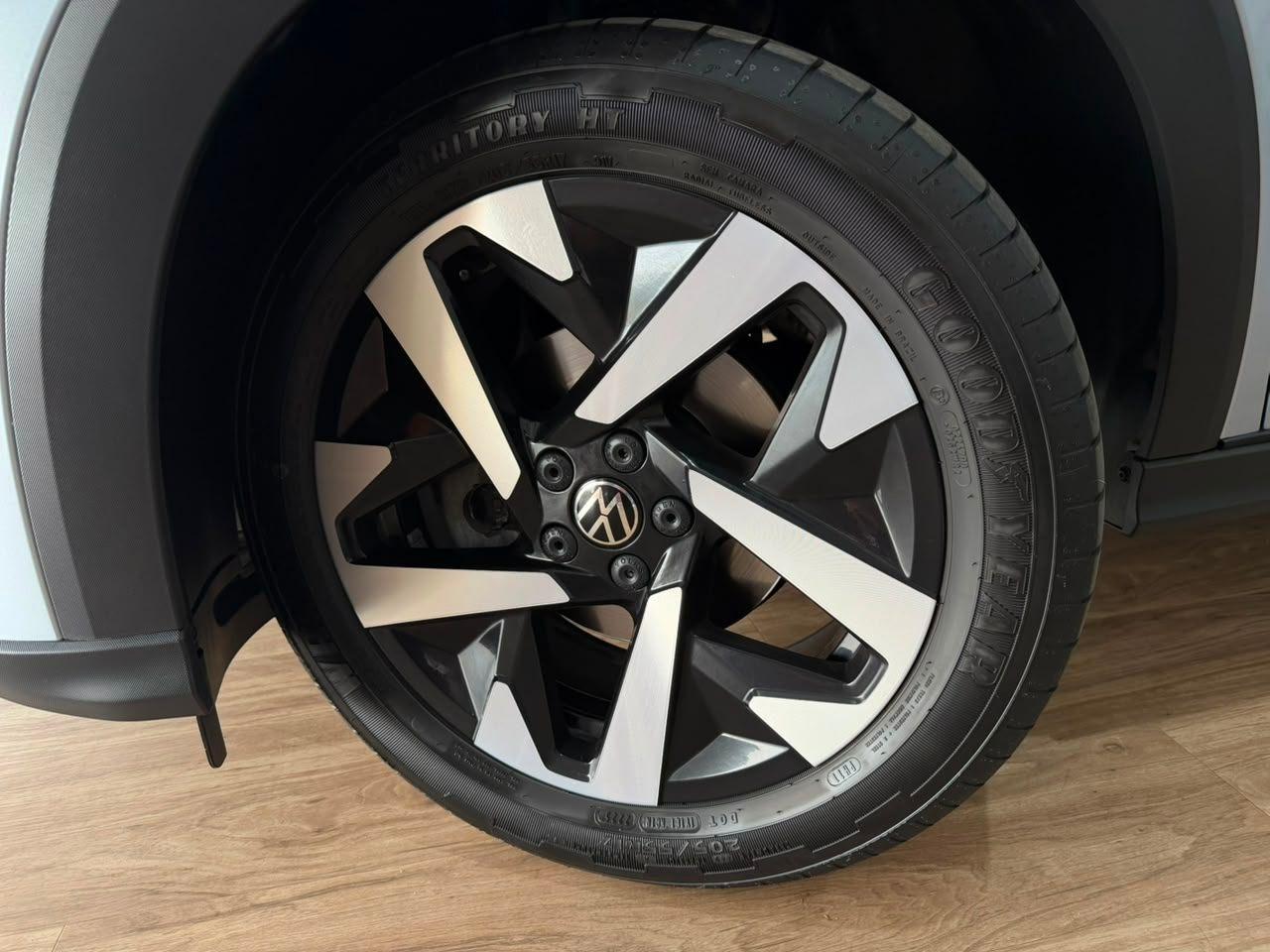 Foto numero 16 do veiculo Volkswagen Tera High 1.0 170 TSI Flex 12V 5p Aut - Prata - 2025/2026