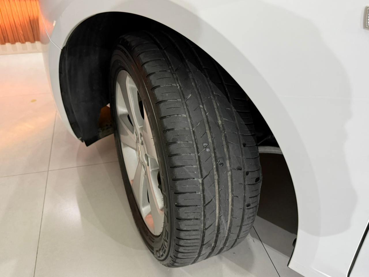 Foto numero 15 do veiculo Chevrolet Cruze LT NB - Branca - 2012/2012