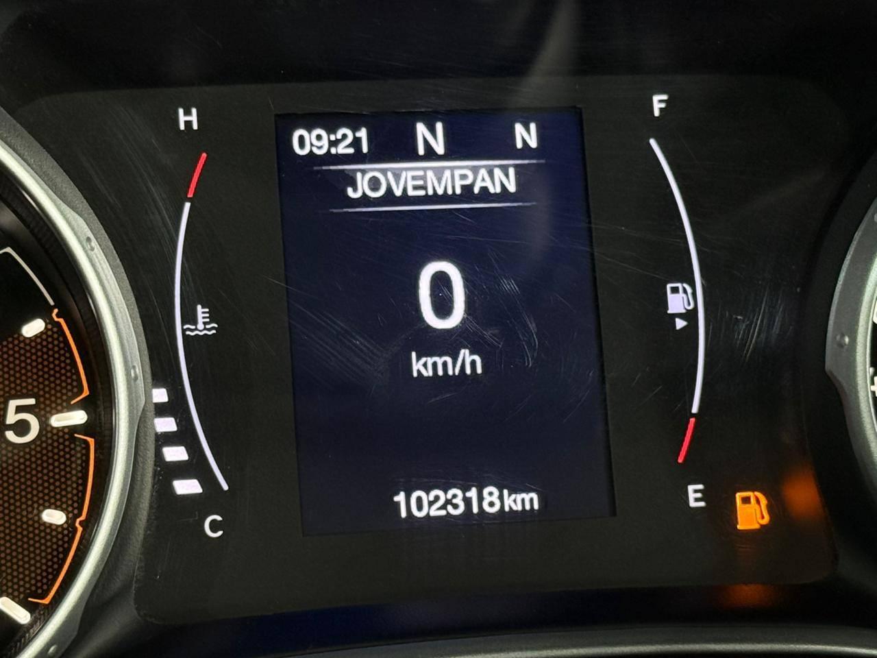 Foto numero 5 do veiculo Jeep Compass LONGITUDE 2.0 4x4 Dies. 16V Aut.  - Branca - 2017/2017