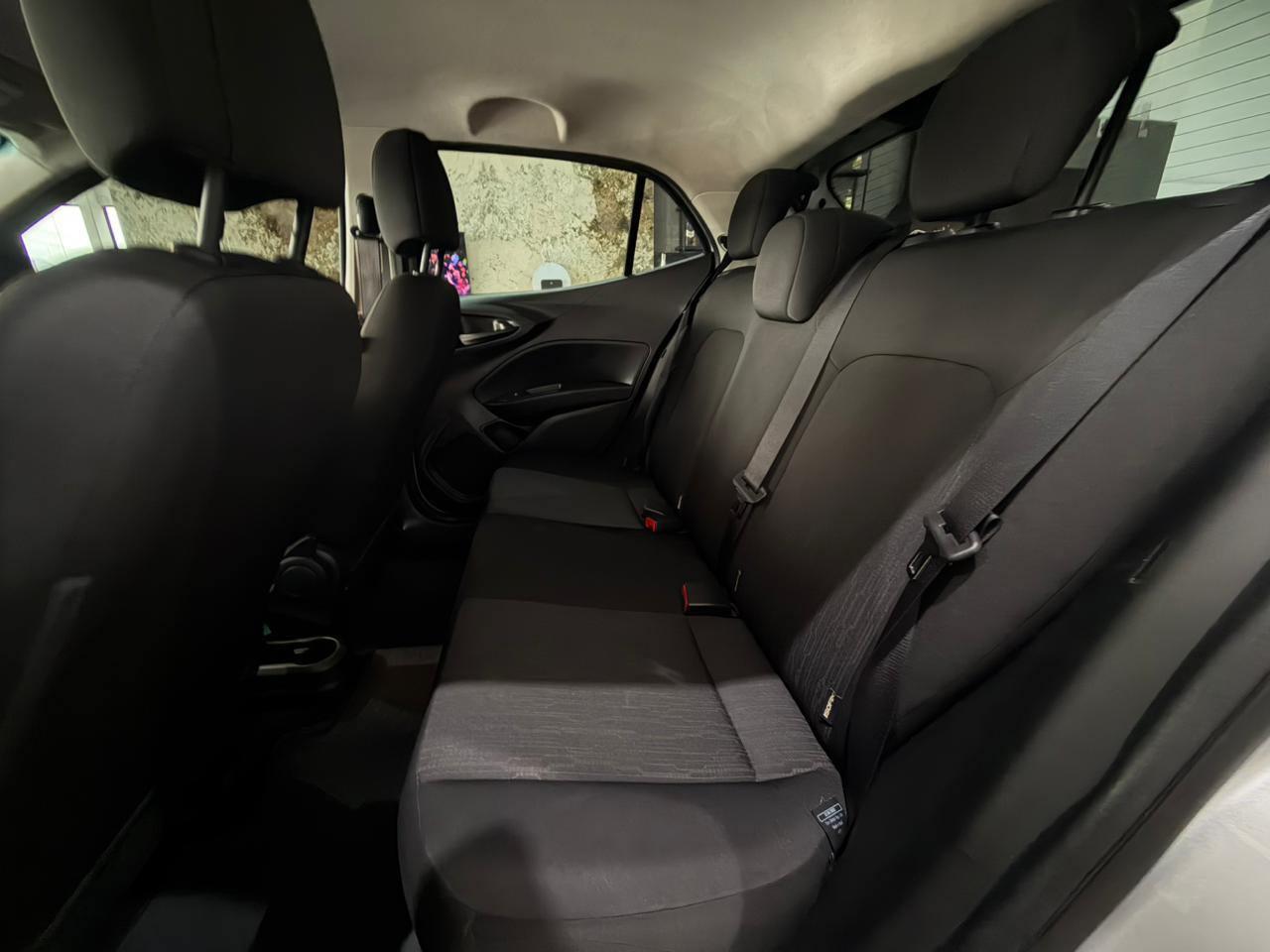 Foto numero 11 do veiculo Fiat Argo 1.0 - Prata - 2022/2023