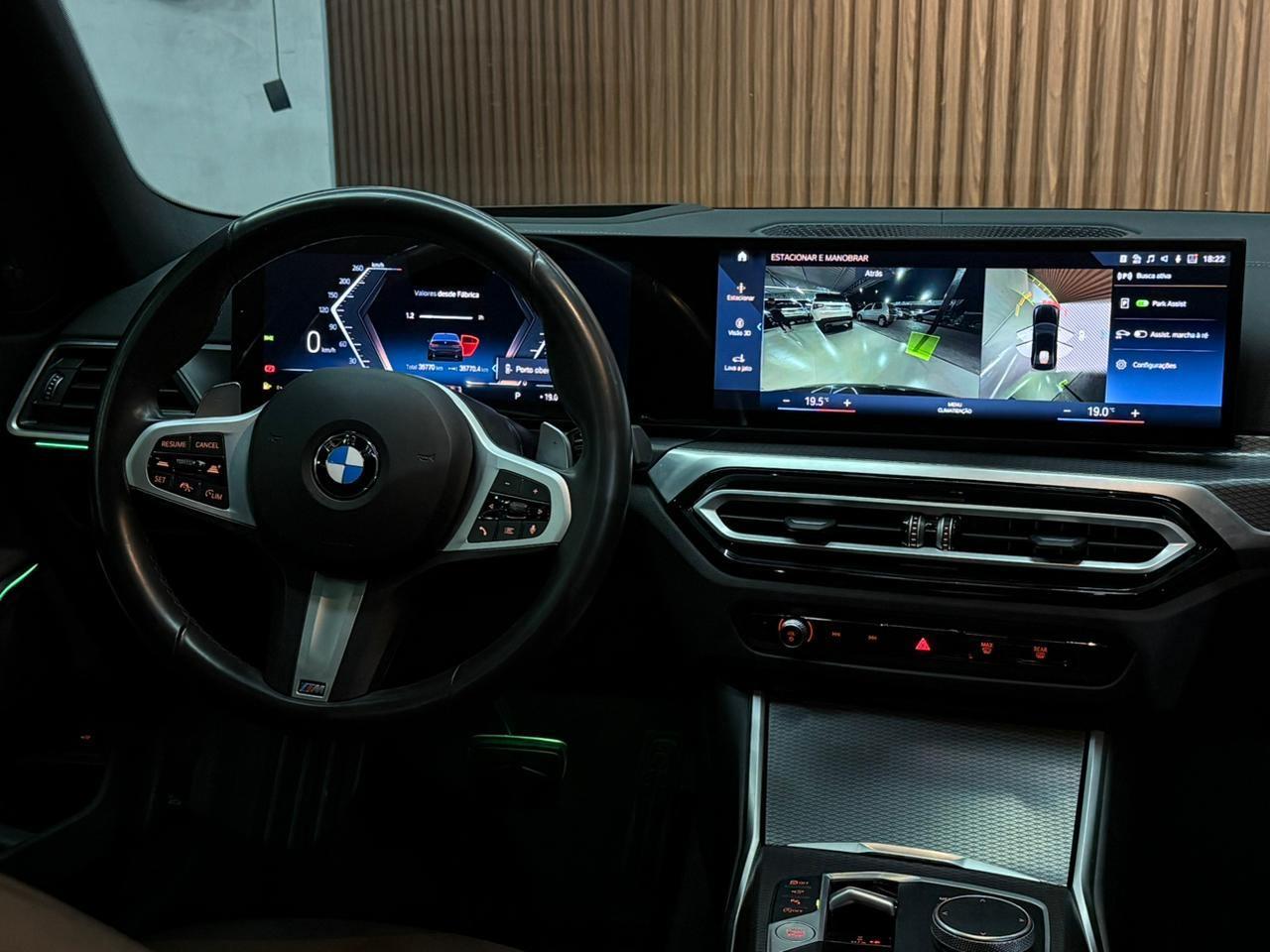Foto numero 17 do veiculo BMW 320i M SPORT FLEX - Preta - 2024/2024