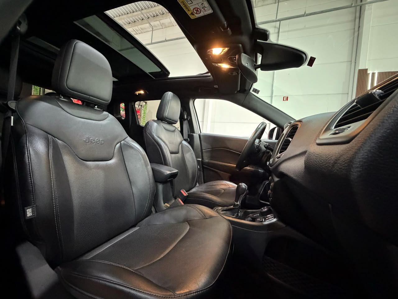 Foto numero 12 do veiculo Jeep Compass S 2.0 4x4 TB 16V Diesel Aut.  - Prata - 2021/2021