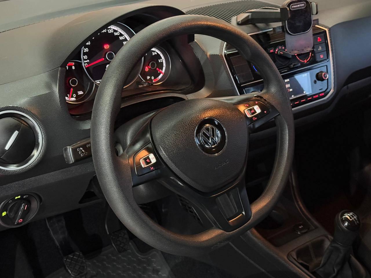 Foto numero 4 do veiculo Volkswagen Up Connect 1.0 TSI Total Flex 12V 5p - Vermelha - 2019/2020