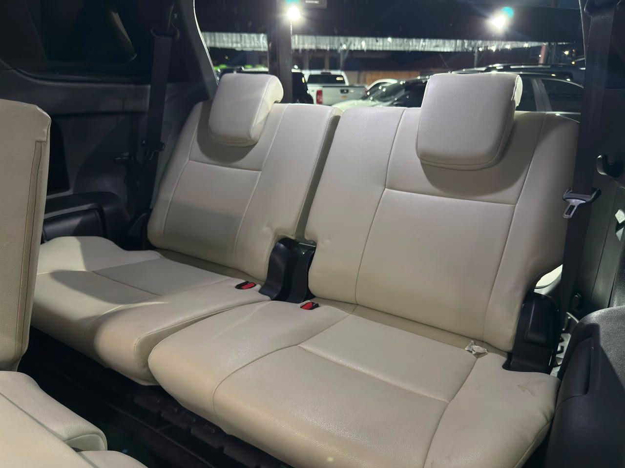 Foto numero 17 do veiculo Toyota Hilux SW4  - Branca - 2022/2022
