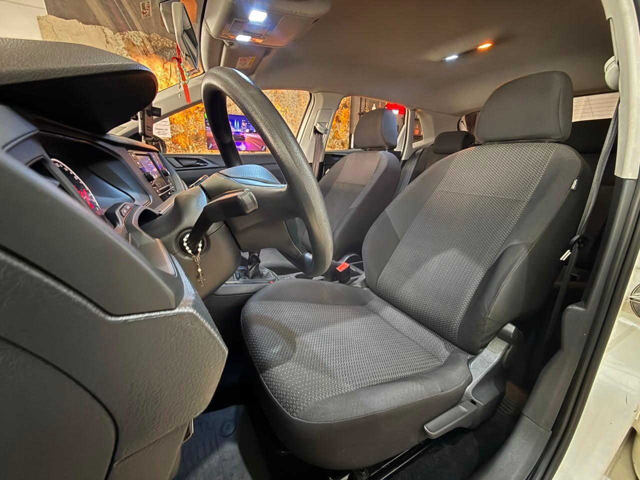 Foto numero 10 do veiculo Volkswagen Polo 1.0 Flex 12V 5p  - Branca - 2020/2021