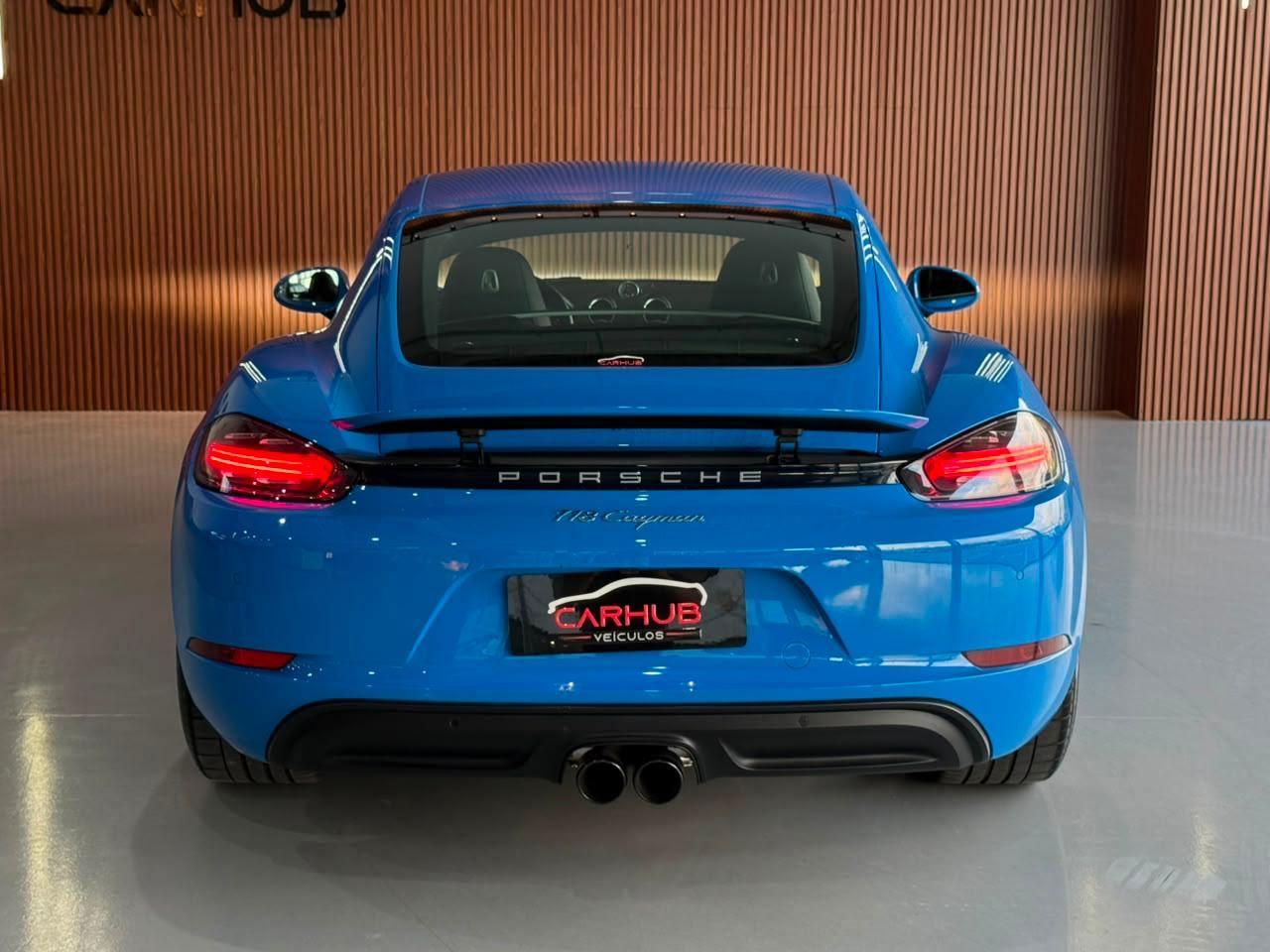 Foto numero 3 do veiculo Porsche 718 Cayman 2.0 300cv - Azul - 2023/2024