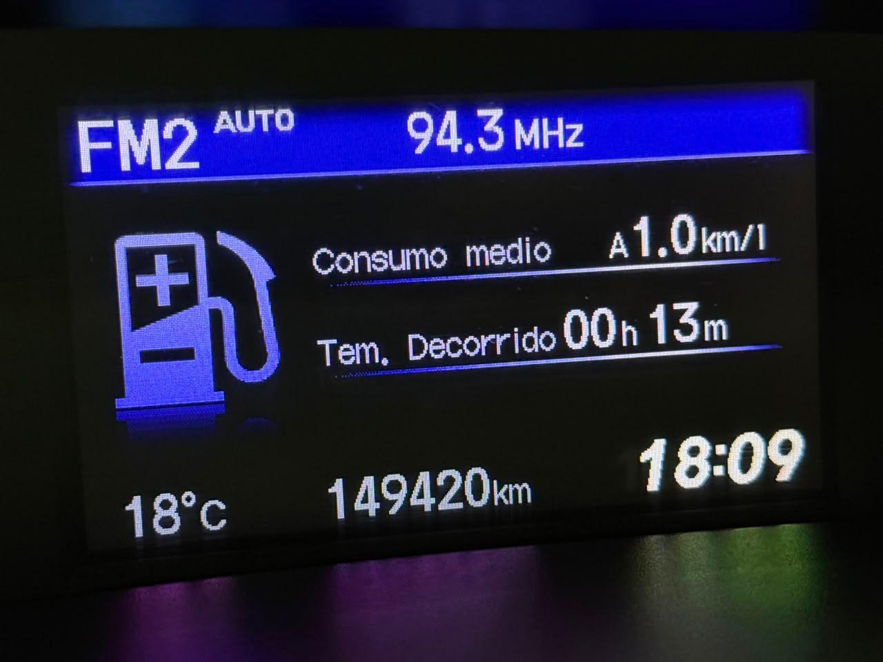 Foto numero 5 do veiculo Honda Civic LXR - Prata - 2015/2016