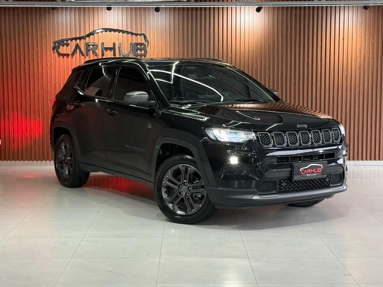 Foto numero 1 do veiculo Jeep Compass LONG. T270 1.3 TB 4x2 Flex Aut. - Preta - 2022/2022
