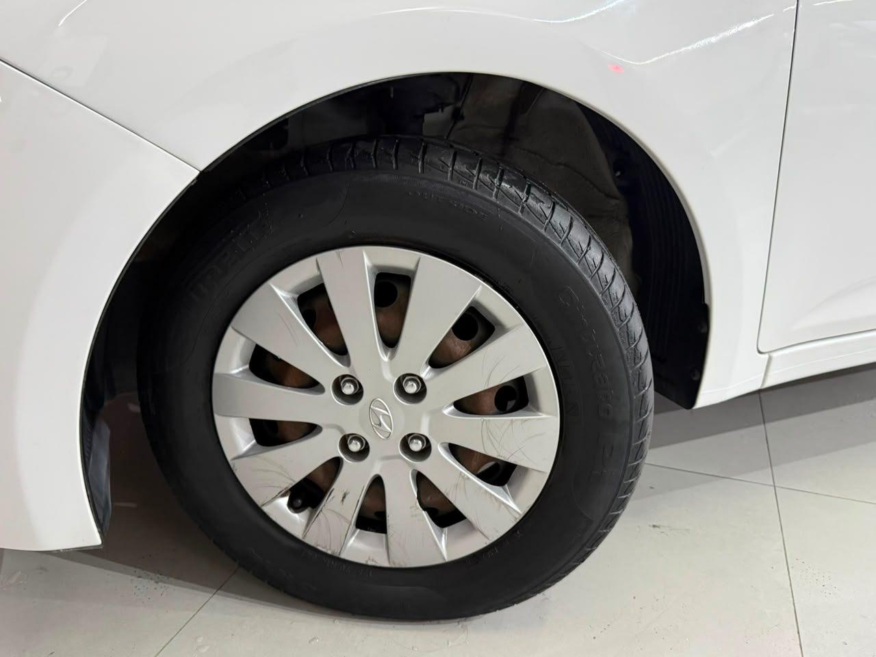 Foto numero 14 do veiculo Hyundai HB20 Comfort Plus 1.0 TB Flex 12V Mec.  - Branca - 2018/2018