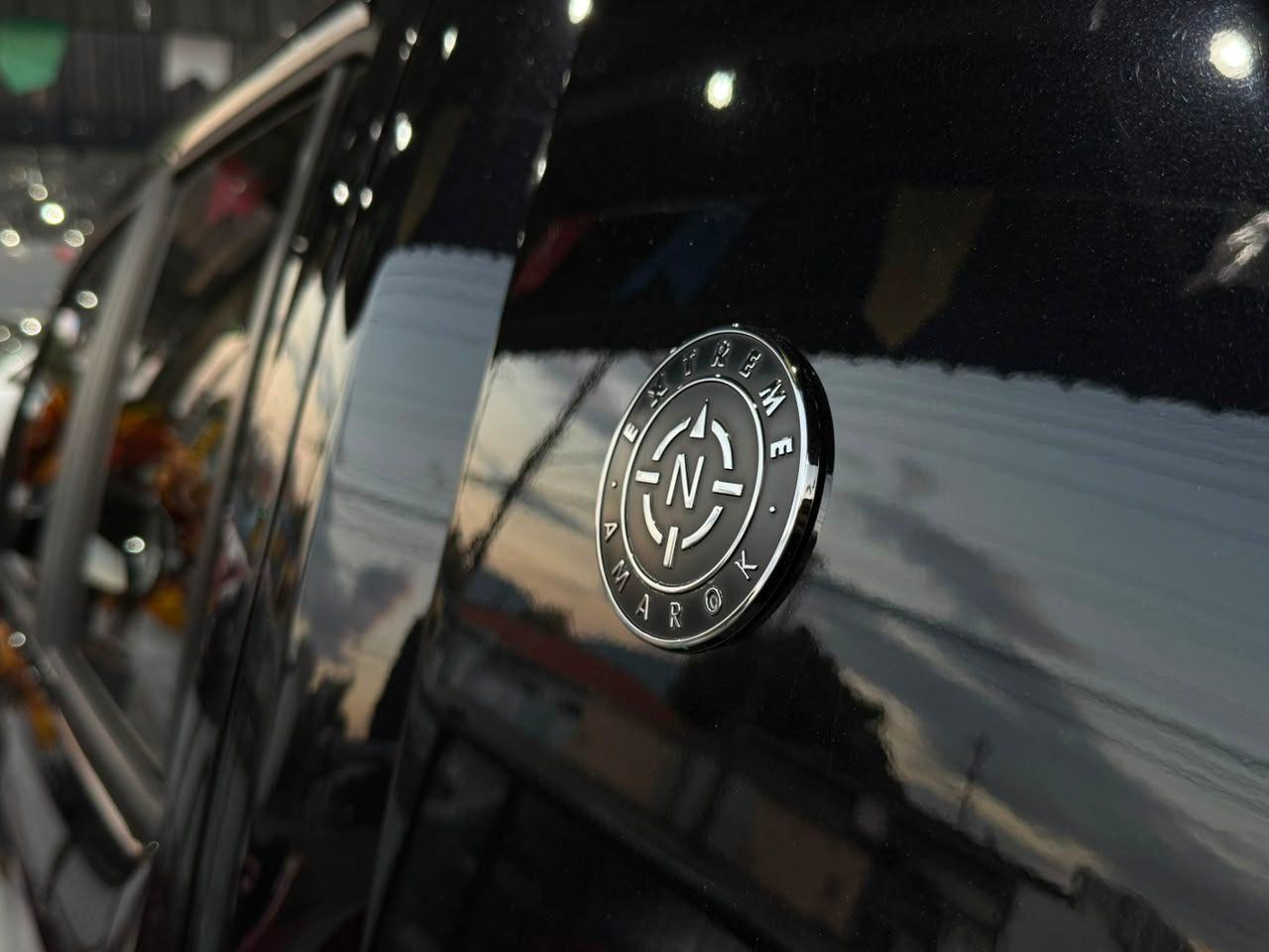 Foto numero 17 do veiculo Volkswagen Amarok /VW  V6 EXTREME - Preta - 2023/2023