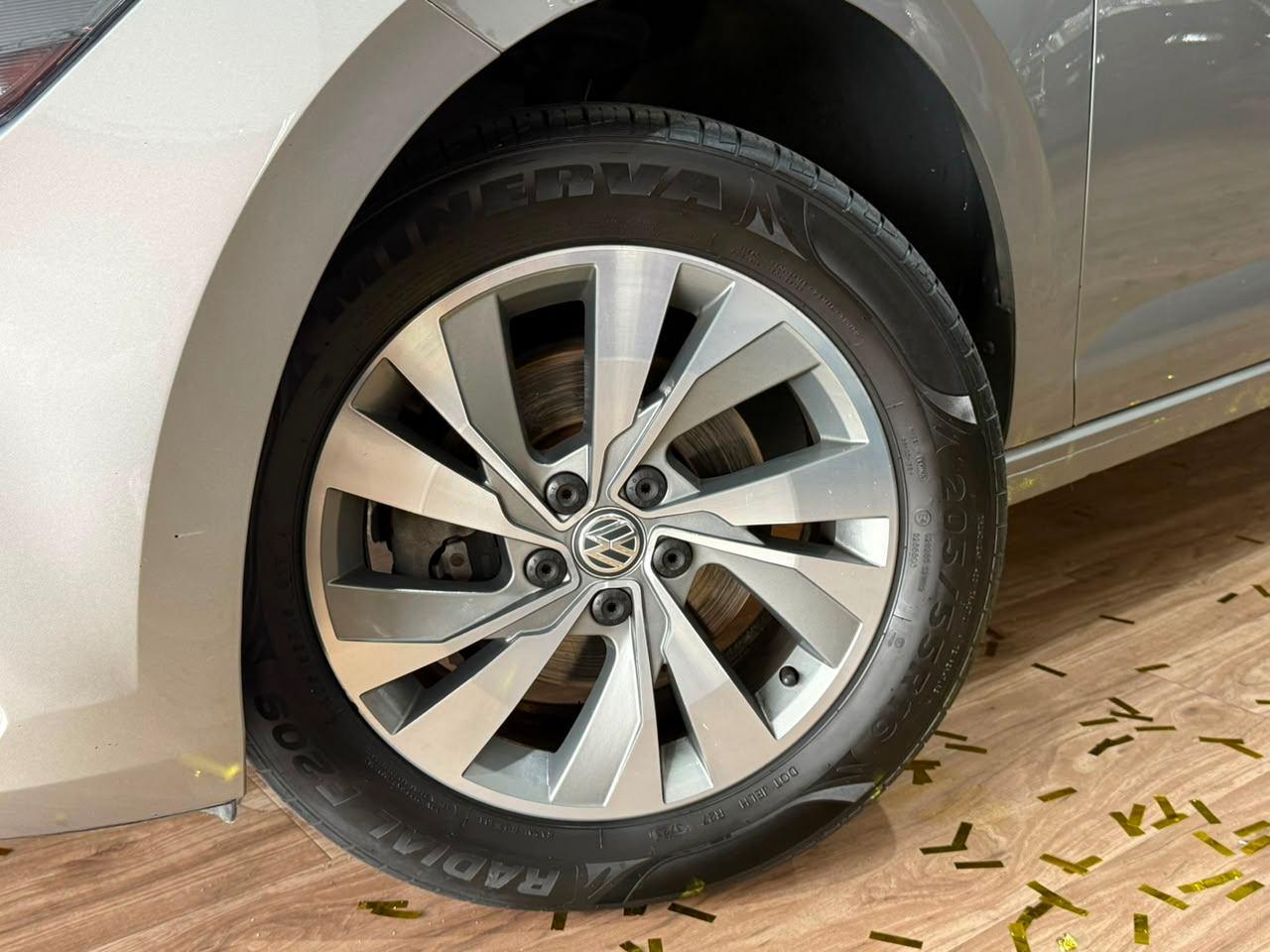 Foto numero 15 do veiculo Volkswagen Polo Comfort. 200 TSI 1.0 Flex 12V Aut.  - Prata - 2019/2020