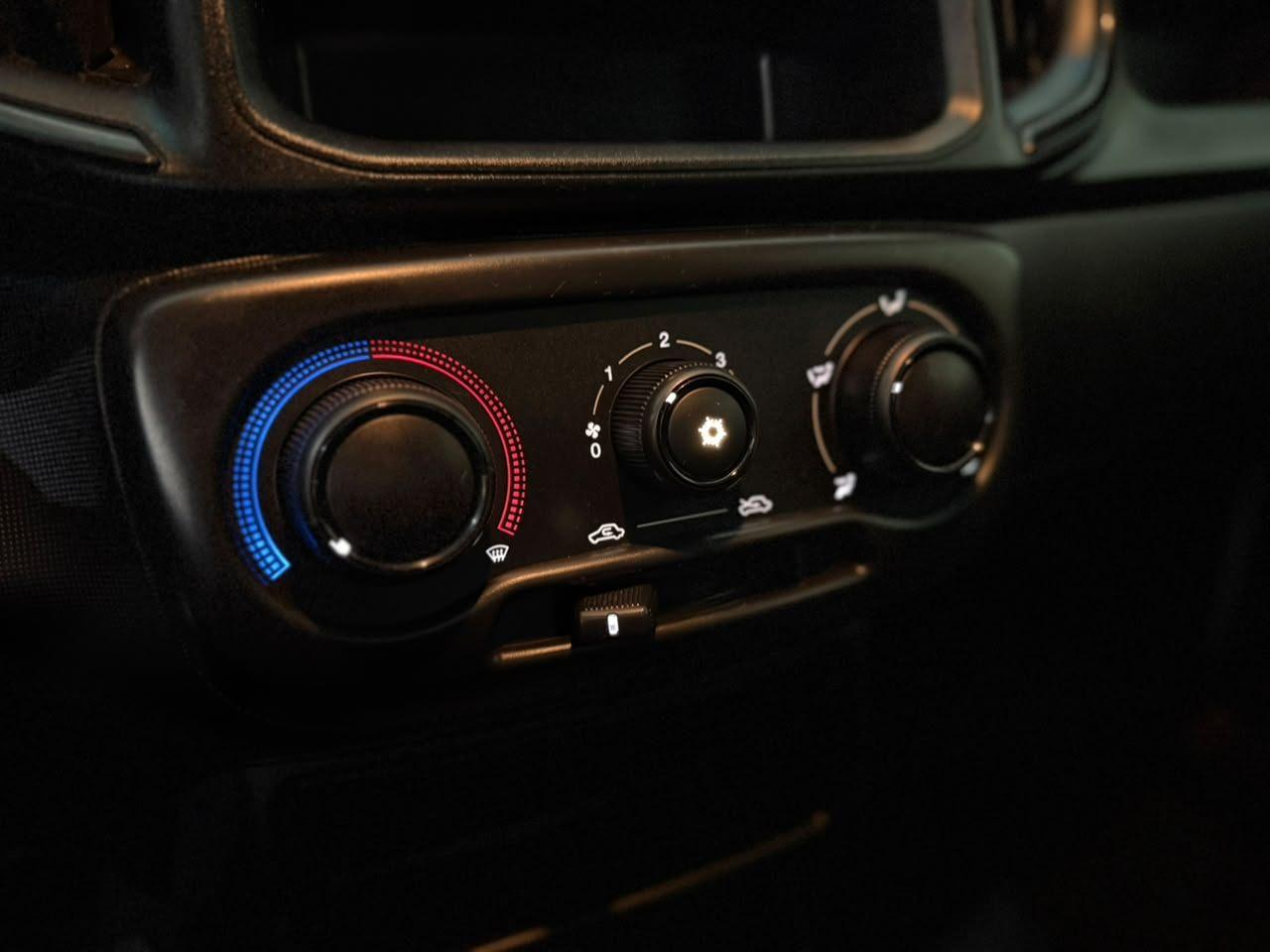 Foto numero 7 do veiculo Fiat Fiorino Endurance EVO 1.4 Flex 8V 2p  - Branca - 2024/2025