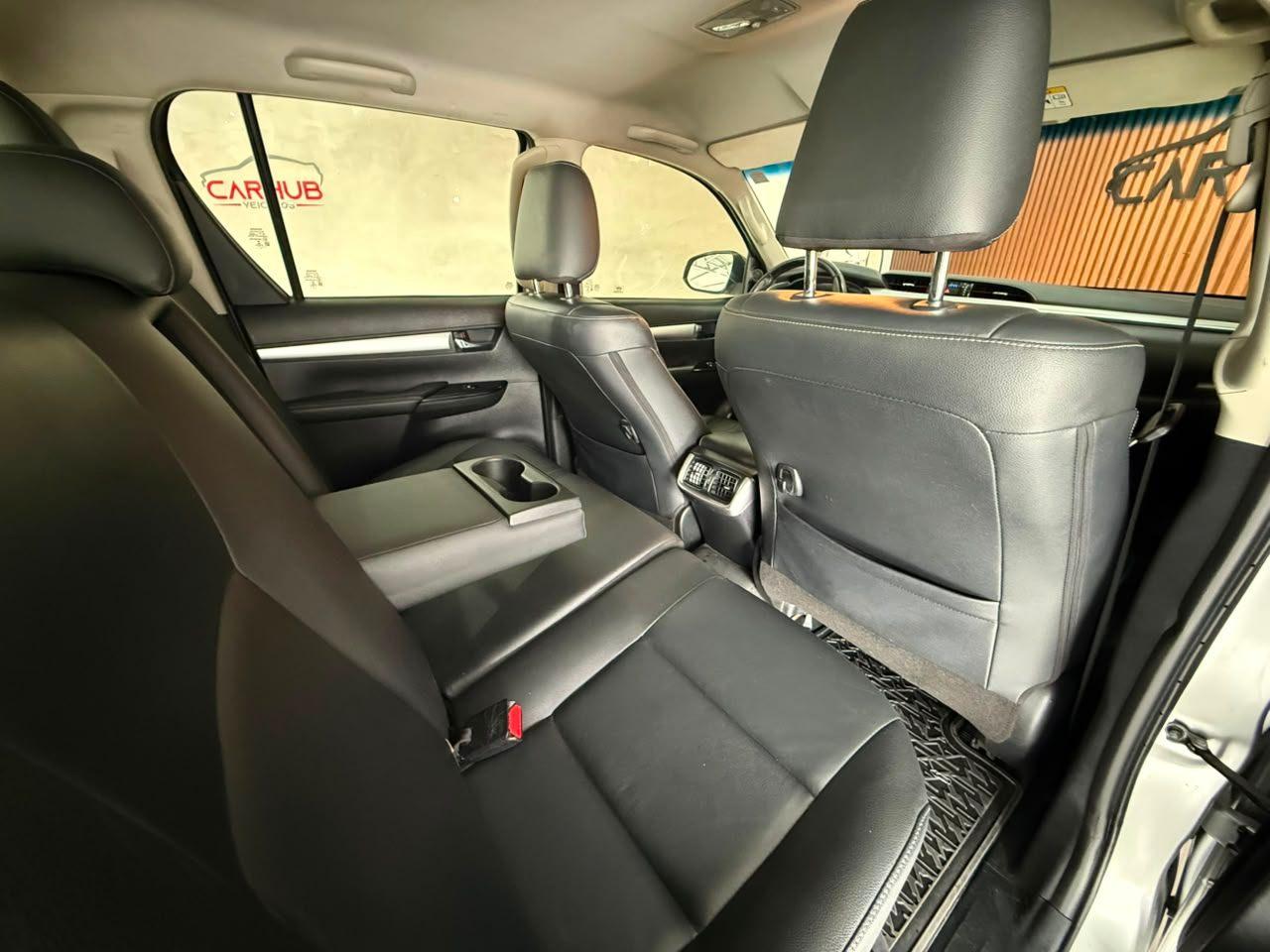 Foto numero 15 do veiculo Toyota Hilux CD SRV 4x4 2.8 TDI Diesel Aut.  - Prata - 2019/2019