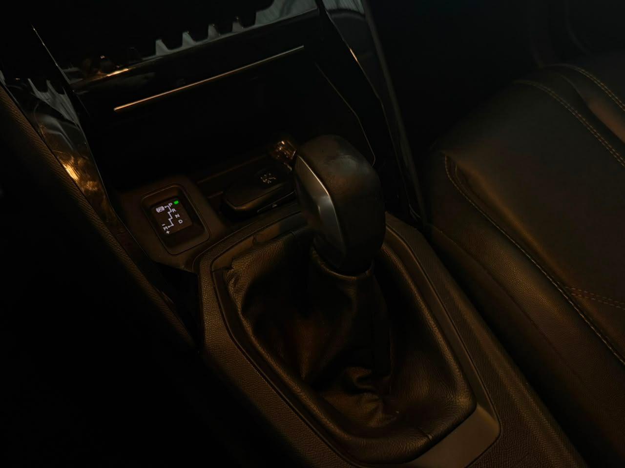 Foto numero 7 do veiculo Peugeot 208 /  ALLURE AT - Branca - 2022/2022