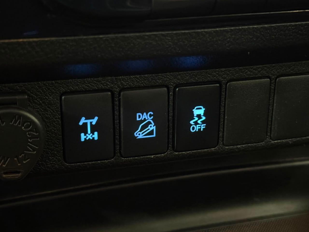 Foto numero 8 do veiculo Toyota Hilux CD SRV 4x4 2.8 TDI Diesel Aut.  - Prata - 2019/2019